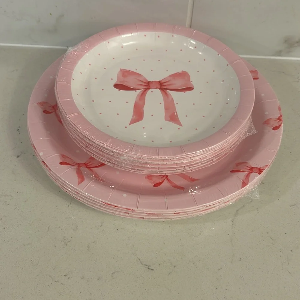 Coquette party plates disposable BOWS and Sparkles 24 dinner and 24 lunch.